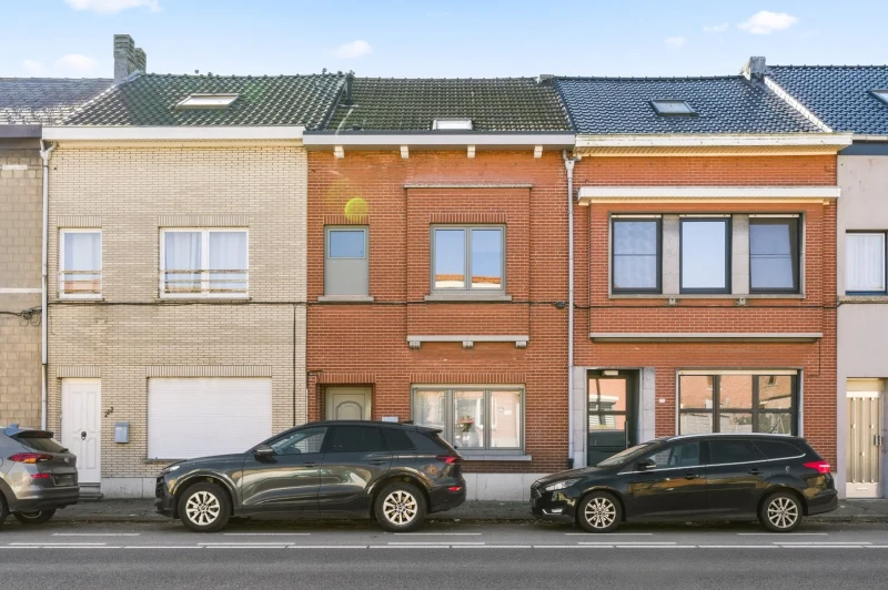 Instapklare gezinswoning op een goede ligging aan de Tiense stadsrand.