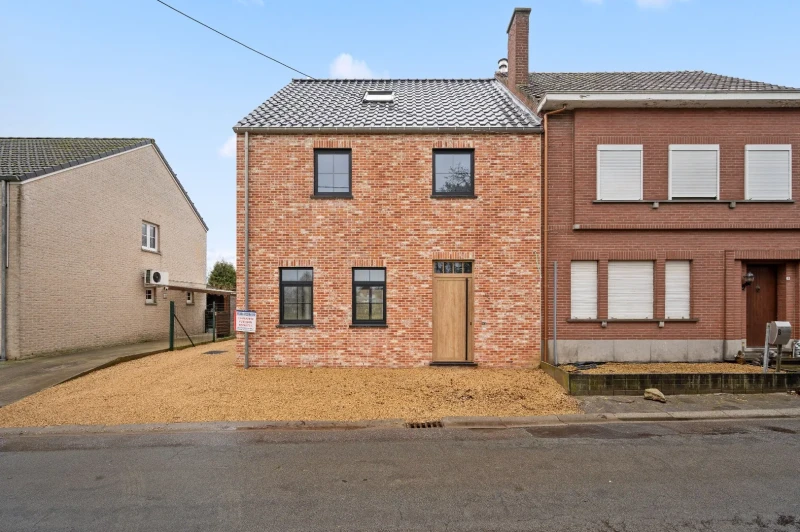 Prachtige nieuwbouw HOB met tuin en 3 slpks te Zoutleeuw.
