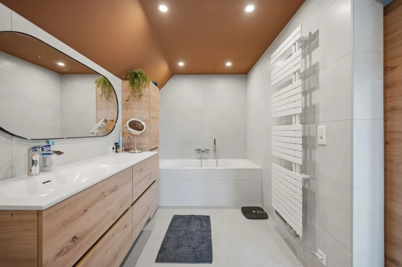 Instapklare woning met handelspand op een goede locatie