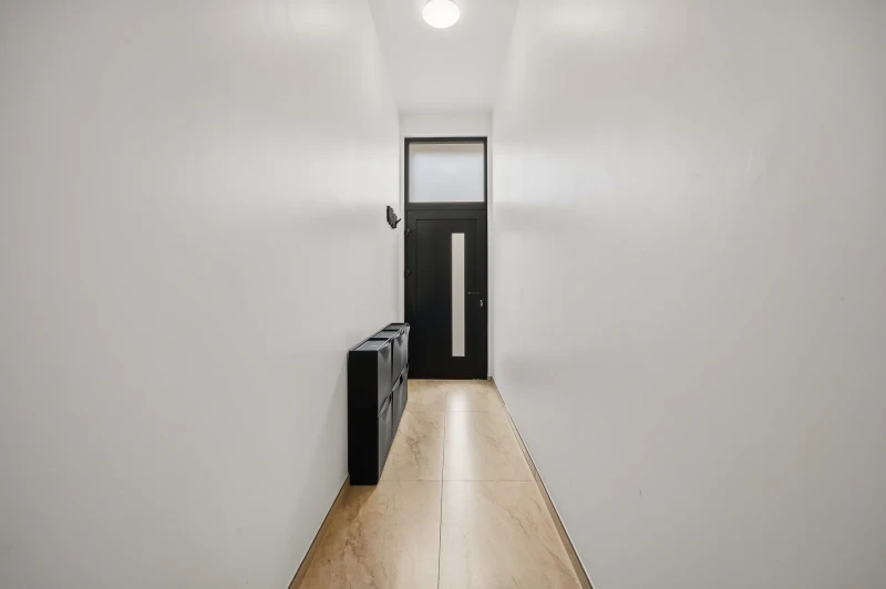 Modern gerenoveerde halfopen woning met 5 slaapkamers, tuin en garage in Tienen