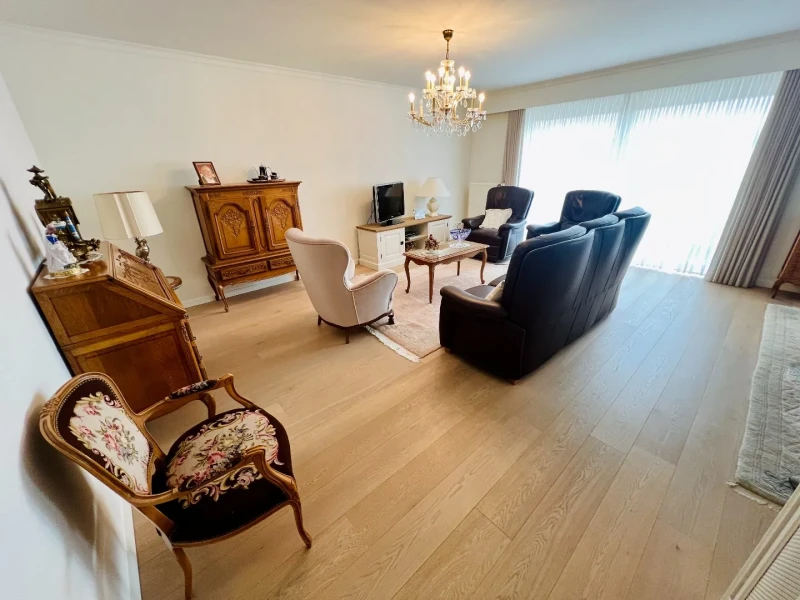App op toplocatie met 2 slpks, terras en airco (autostaanplaats mogelijk)