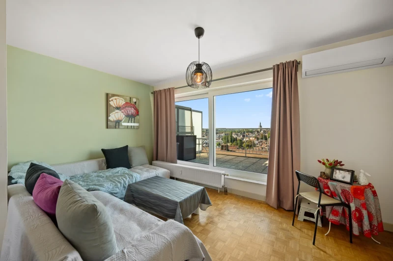 Charmant dakappartement met prachtig uitzicht in Tienen, ideaal als investering