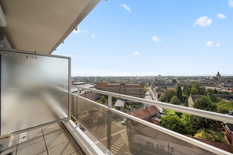 Instapklaar appartement met 2 slaapkamers en garage in Tienen