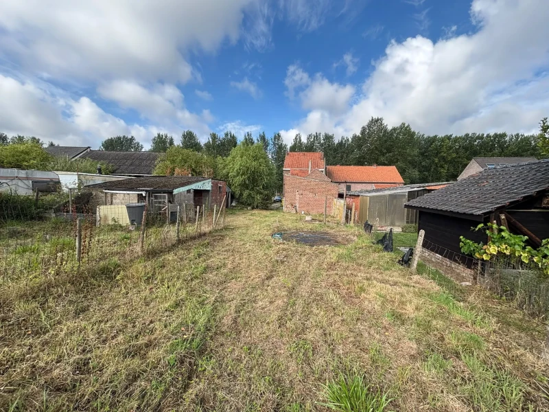 Halfopen woning met grote tuin en garage in Zoutleeuw