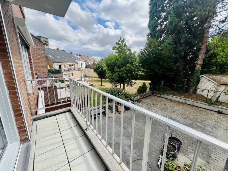 Ruim appartement met 2 slpks en terras op toplocatie