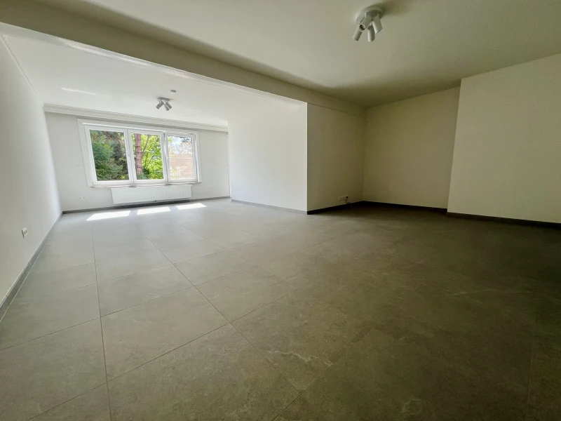 Ruim appartement met 2 slpks en terras op toplocatie