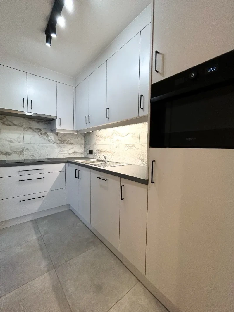 Prachtig gerenoveerd appartement met 2 slaapkamers