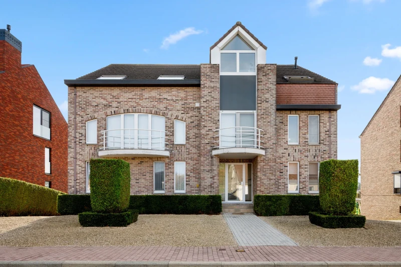 Appartement met 3 slpks en garage aan Vianderdomein