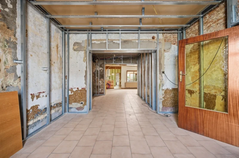 Rijwoning met tuin, garage en 2 slaapkamers in Tienen